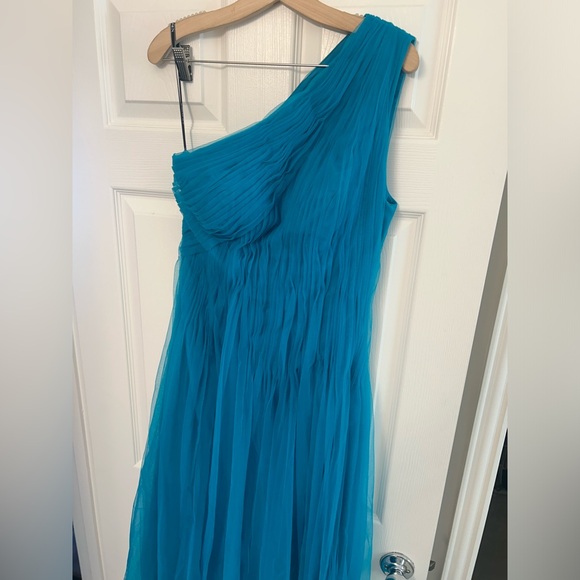 ZAC POSEN GOWN - Picture 3 of 6